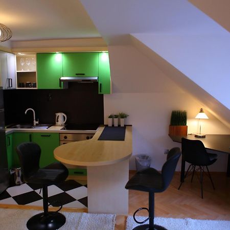 D&G Apartments Zagreb Buitenkant foto